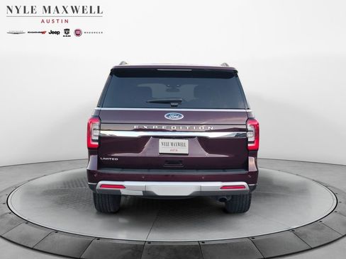 Used 2024 Ford Expedition Limited image 15