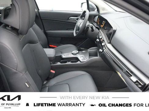 New 2026 Kia Sportage EX w/ EX Panoramic Sunroof Package image 16