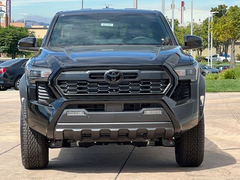 New 2026 Toyota Tacoma TRD Off-Road AWD/4WD image 10