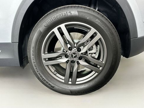 Used 2025 Mercedes-Benz GLA 250 image 11