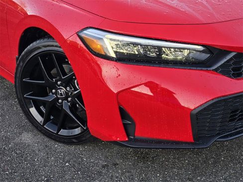 Used 2025 Honda Civic Sport image 9