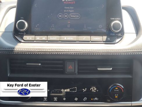 Used 2023 Nissan Rogue SV AWD/4WD image 19