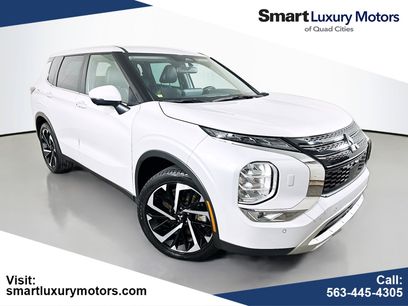 Used 2023 Mitsubishi Outlander SE