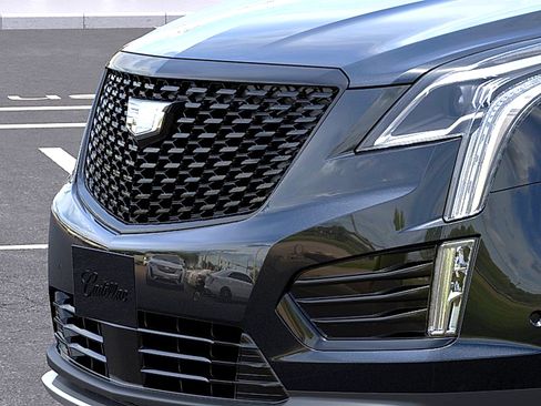 New 2026 Cadillac XT5 Premium Luxury w/ LPO, ONYX Package AWD/4WD image 13