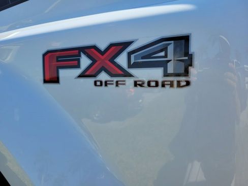 Certified 2022 Ford F450 Limited w/ FX4 Off-Road Package image 12