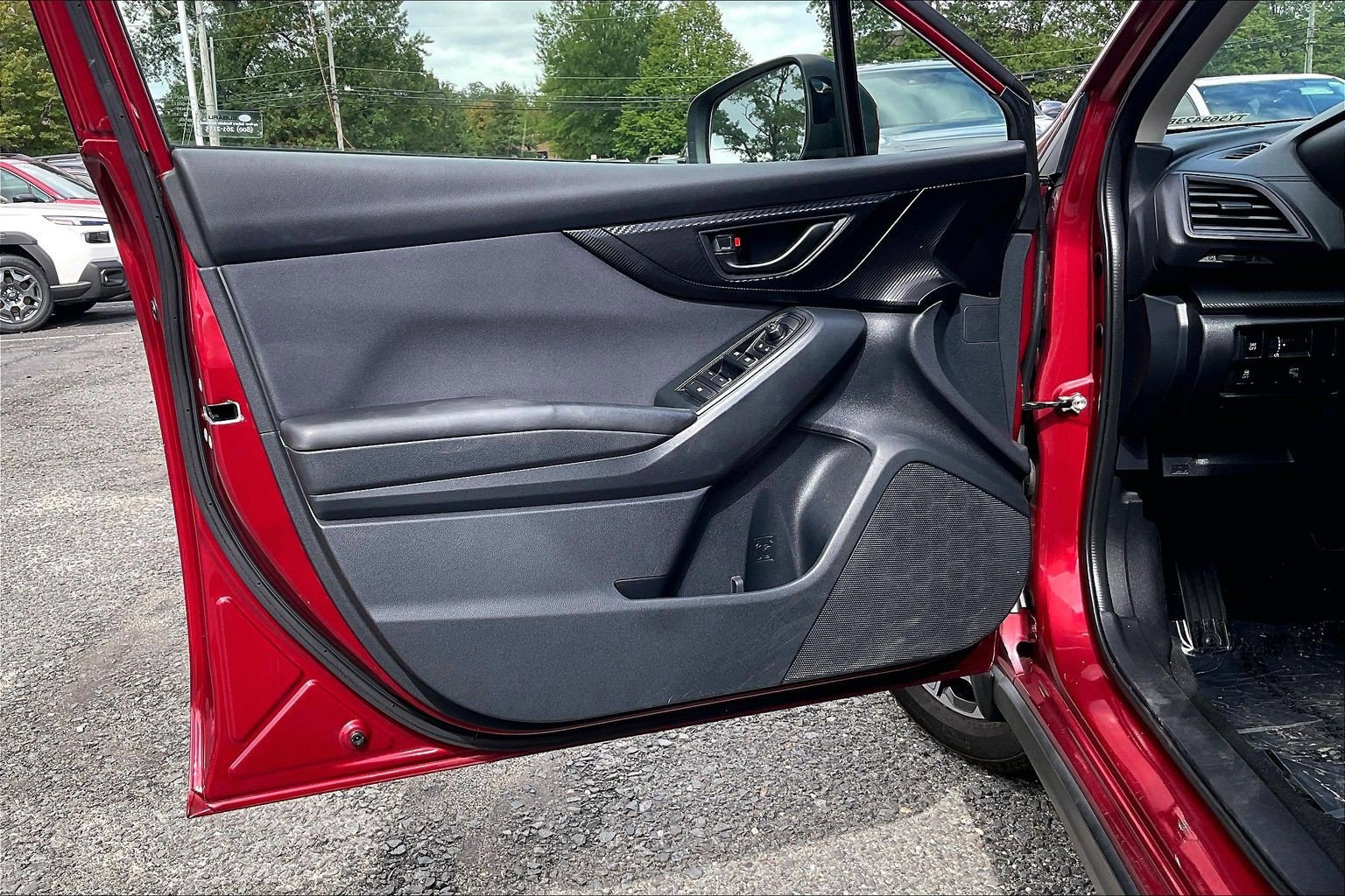 Used 2018 Subaru Crosstrek 2.0i Premium AWD/4WD image 22