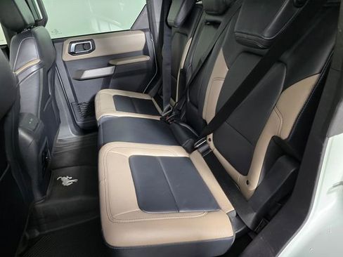 Certified 2022 Ford Bronco Wildtrak AWD/4WD image 18