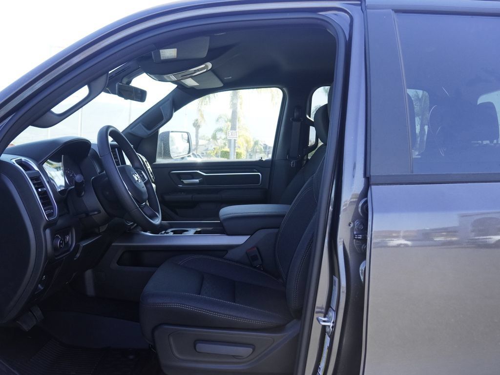 New 2026 RAM 1500 Big Horn AWD/4WD image 26