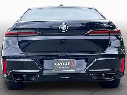 New 2026 BMW 760i xDrive w/ Autobahn Package AWD/4WD image 4