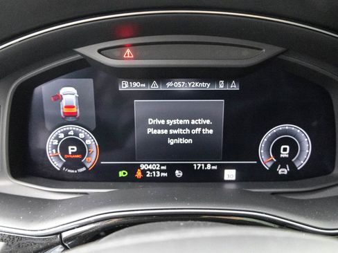 Used 2019 Audi Q8 Prestige image 22