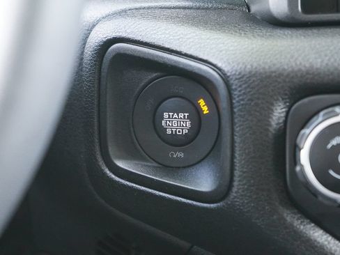 Used 2024 Jeep Wrangler Unlimited w/ Convenience Group AWD/4WD image 23