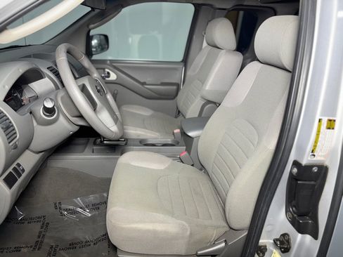 Used 2006 Nissan Frontier XE w/ (G01) XE Preferred Pkg image 15