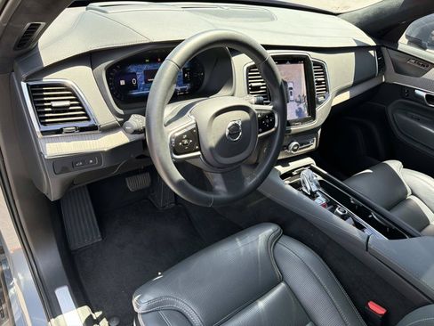 Certified 2023 Volvo XC90 T8 Ultimate w/ Lounge Package AWD/4WD image 9