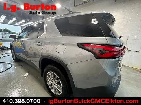 Used 2023 Chevrolet Traverse LT AWD/4WD image 5