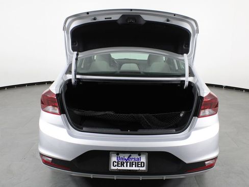 Used 2019 Hyundai Elantra SE FWD image 15