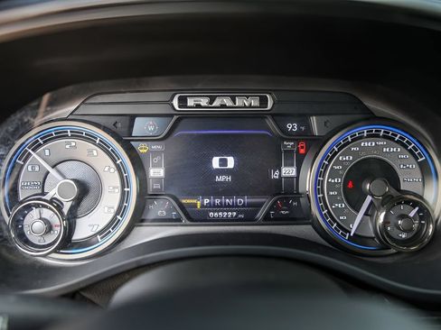 Used 2021 RAM 1500 Limited w/ Night Edition RWD image 14