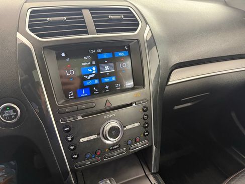 Used 2017 Ford Explorer Sport w/ Equipment Group 401A AWD/4WD image 23