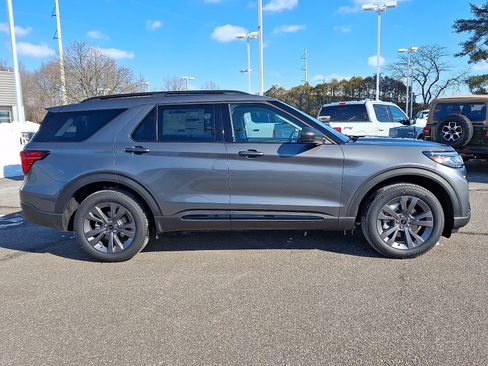 New 2026 Ford Explorer Active w/ Active Comfort Package image 15
