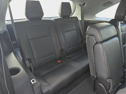 Used 2020 Acura MDX SH-AWD w/ Technology Package image 16