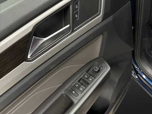 Used 2022 Volkswagen Atlas SE image 26