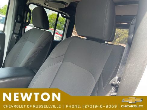 Used 2022 Jeep Wrangler Unlimited Sport AWD/4WD image 5