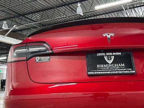 Used 2019 Tesla Model 3 Long Range image 16