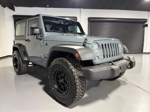 Used 2014 Jeep Wrangler Sport w/ Quick Order Package 24S AWD/4WD image 3