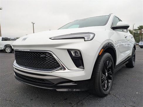 Used 2024 Buick Encore GX Sport Touring w/ Comfort Package image 8