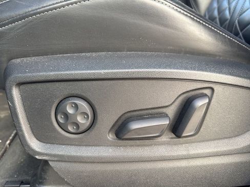 Used 2018 Audi SQ5 Premium Plus image 13