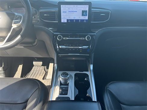 Used 2022 Ford Explorer Limited w/ Equipment Group 301A image 26