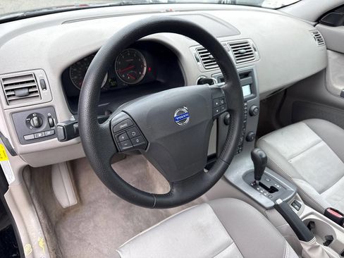 Used 2005 Volvo S40 2.4i image 12