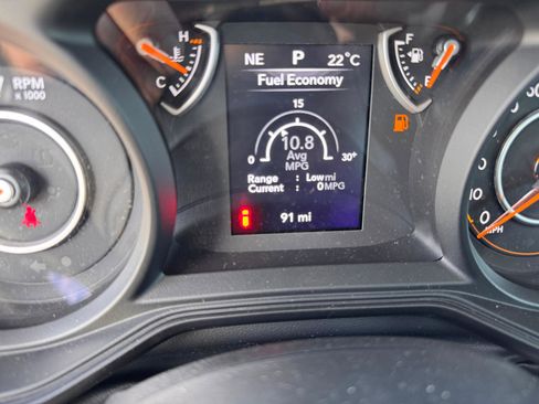 Used 2024 Jeep Wrangler Unlimited Sport AWD/4WD image 35