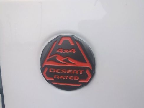 New 2025 Jeep Gladiator Mojave w/ Convenience Group image 10