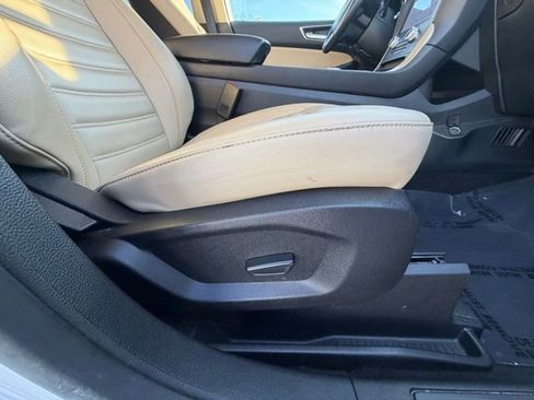 Certified 2022 Ford Edge SEL image 22