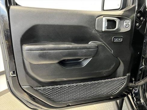 Certified 2023 Jeep Wrangler Sport image 31