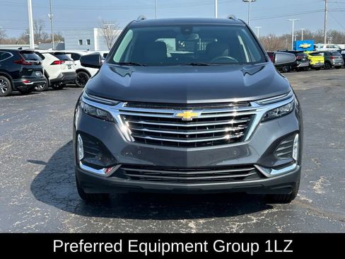 Used 2022 Chevrolet Equinox Premier FWD image 2
