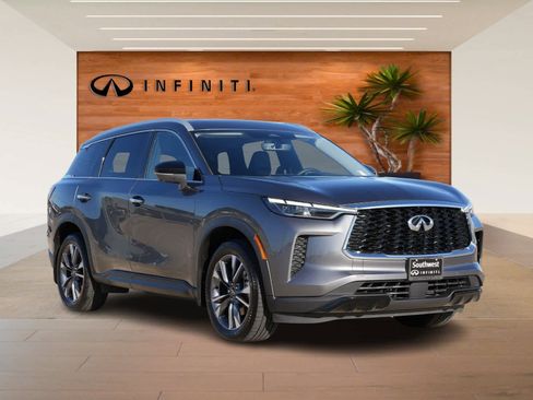 Certified 2023 INFINITI QX60 Luxe w/ Cargo Package image 3