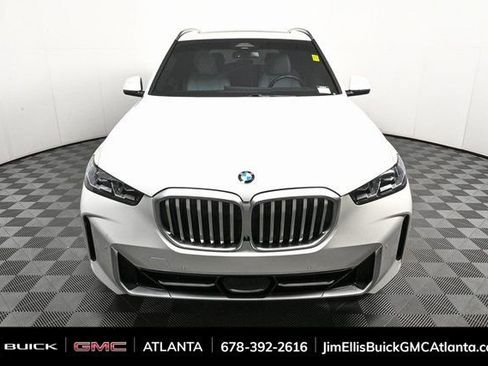 Used 2024 BMW X5 xDrive40i w/ Premium Package image 35