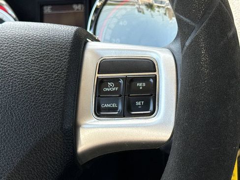 Used 2013 Dodge Durango Crew RWD image 29