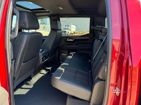 Used 2022 Chevrolet Silverado 1500 High Country w/ High Country Premium Package image 7