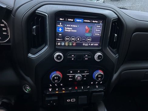 Used 2023 GMC Sierra 2500 Denali w/ Denali Ultimate Package image 28