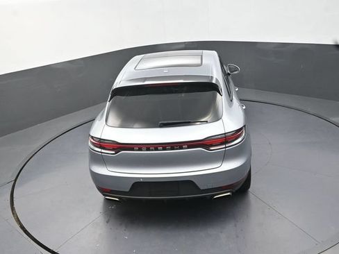 Used 2019 Porsche Macan AWD/4WD image 28
