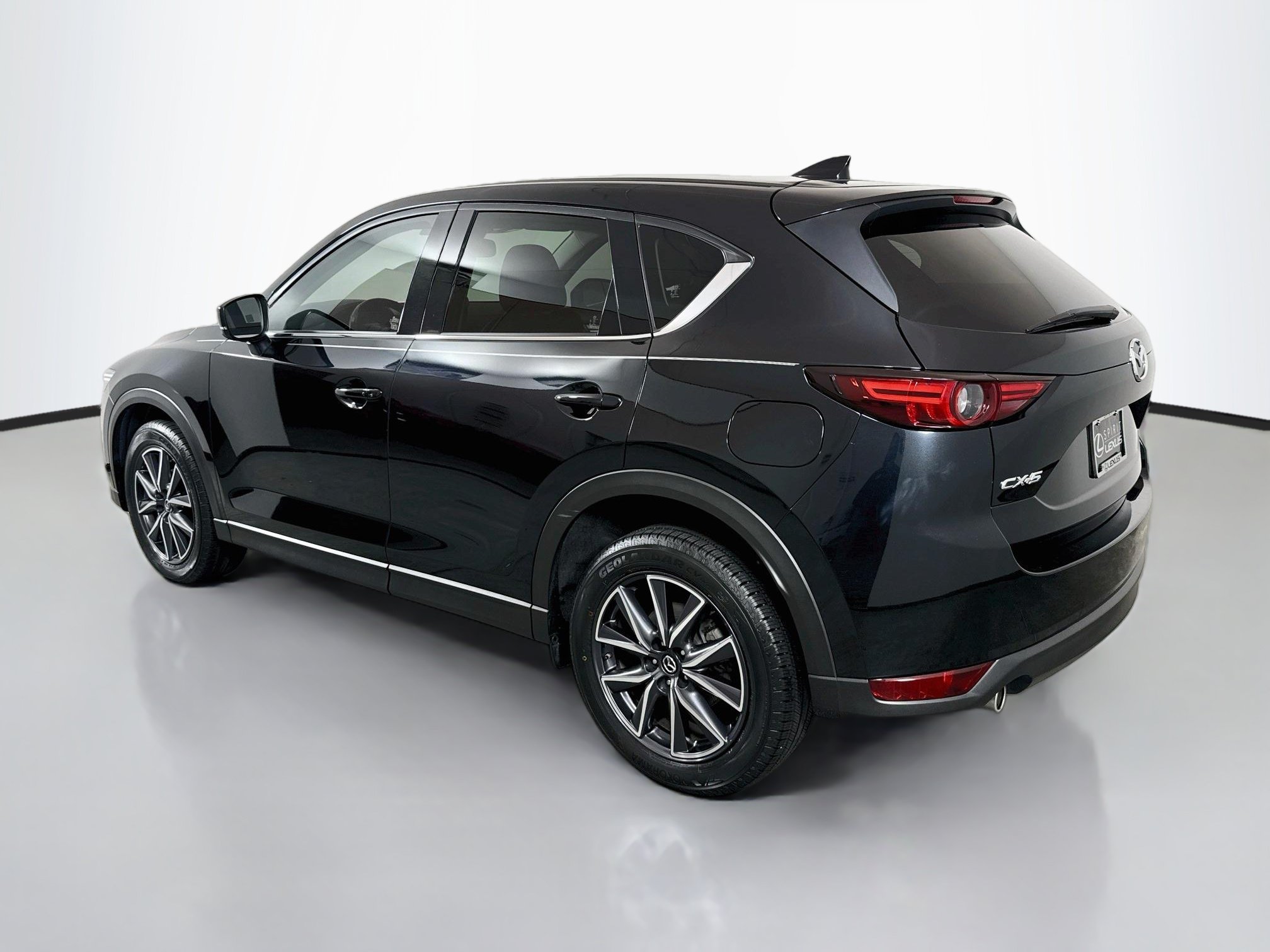 Used 2018 MAZDA CX-5 Grand Touring w/ Premium Package FWD image 5