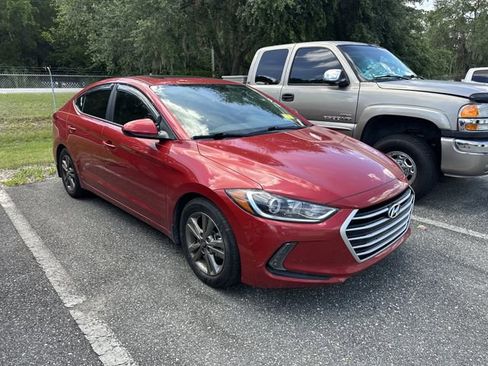 Used 2018 Hyundai Elantra Value Edition FWD image 2