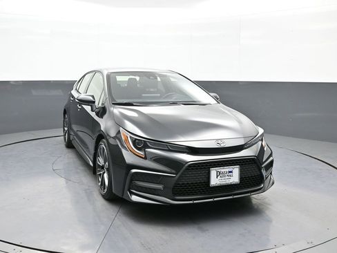 Certified 2022 Toyota Corolla SE image 3