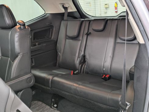 Used 2023 Subaru Ascent Touring image 16