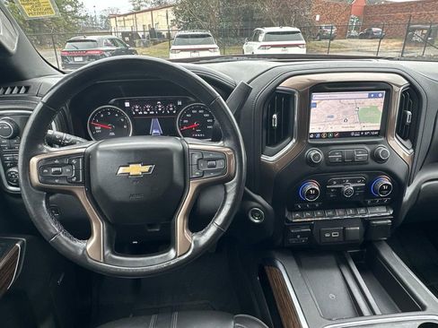 Used 2021 Chevrolet Silverado 1500 High Country image 23