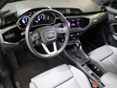 Certified 2025 Audi Q3 2.0T Premium w/ Convenience Package image 20