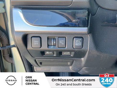 Used 2017 Subaru Forester 2.5i Touring AWD/4WD image 19