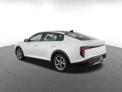 Used 2025 Kia K4 FWD image 7